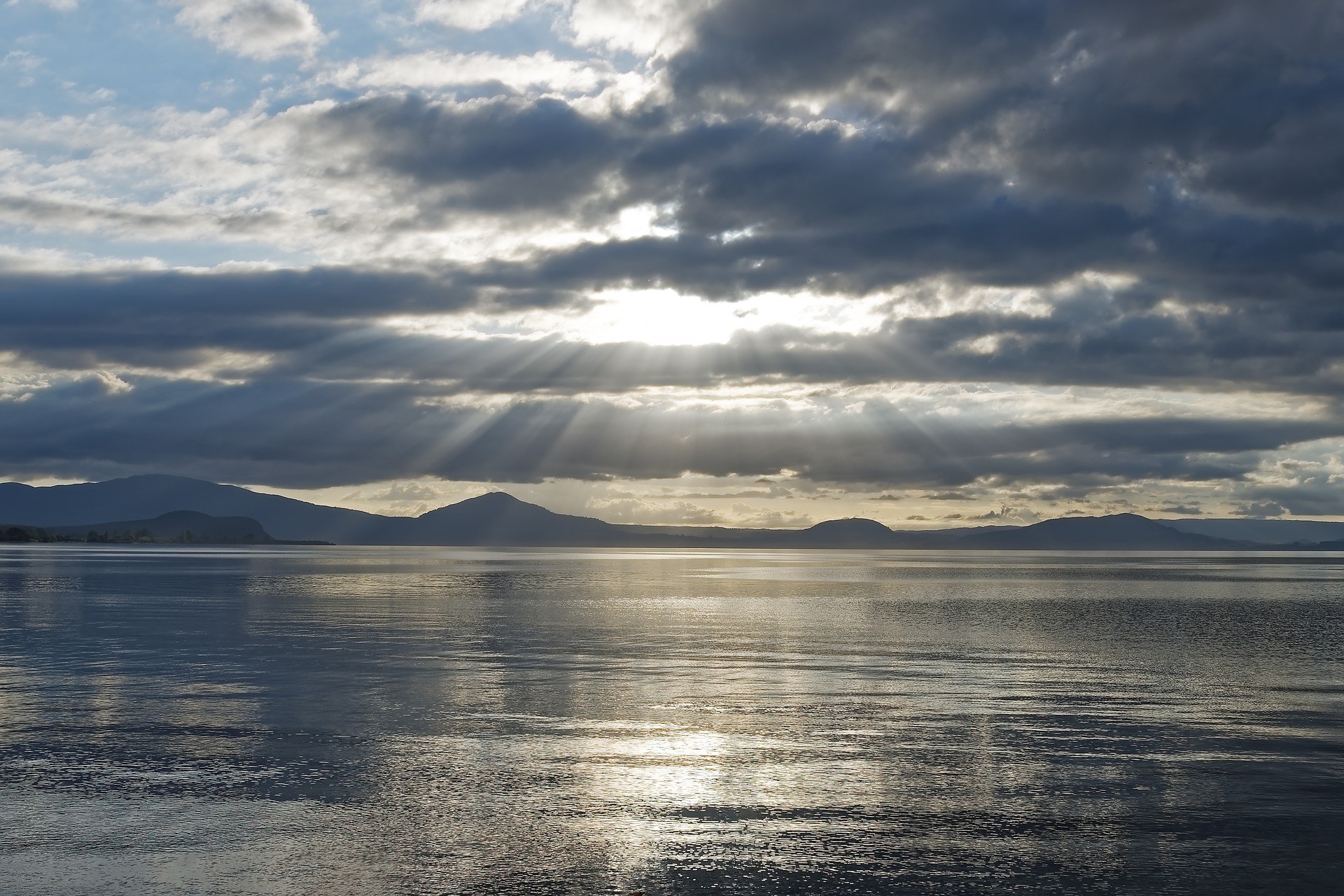 Lake Taupo New Zealand